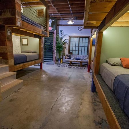 Podshare East Hollywood Hostel Los Angeles Exterior foto